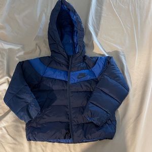 Nike puffer coat 2t